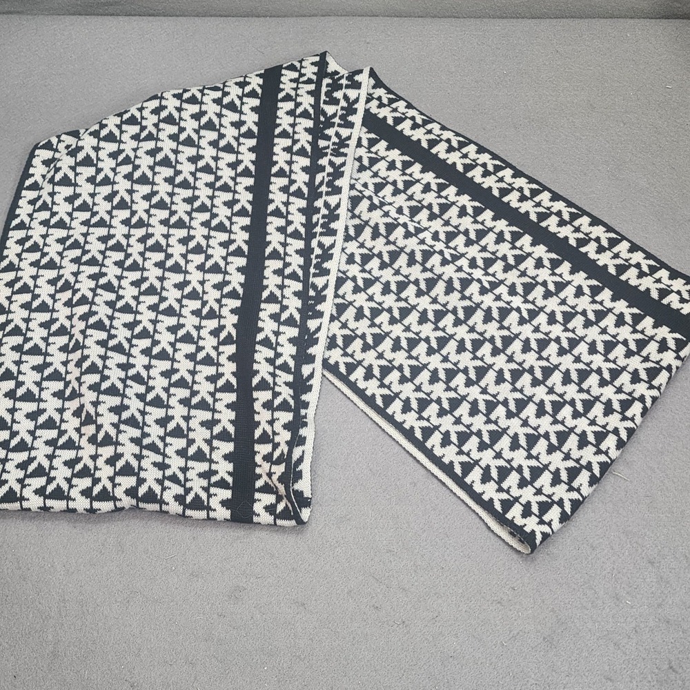 Michael Kors Scarf Black White Monogram Logo Knit Designer Women OS